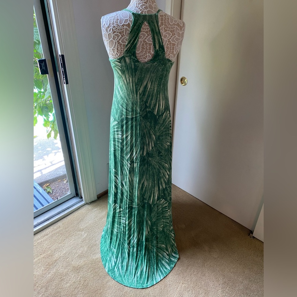 Tropical vacation… high-low dress. Size small.